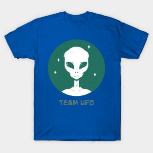 team ufo 2 T-Shirt